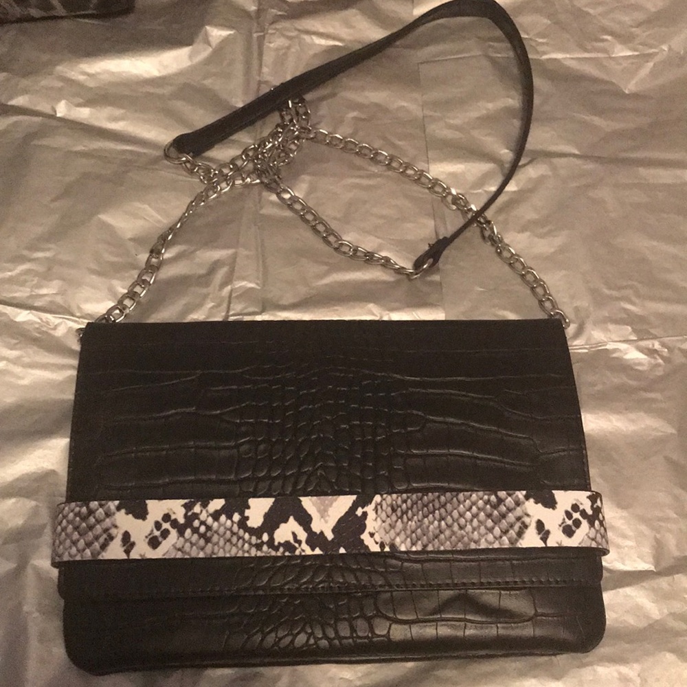 Black Croc Pattern Crossbody